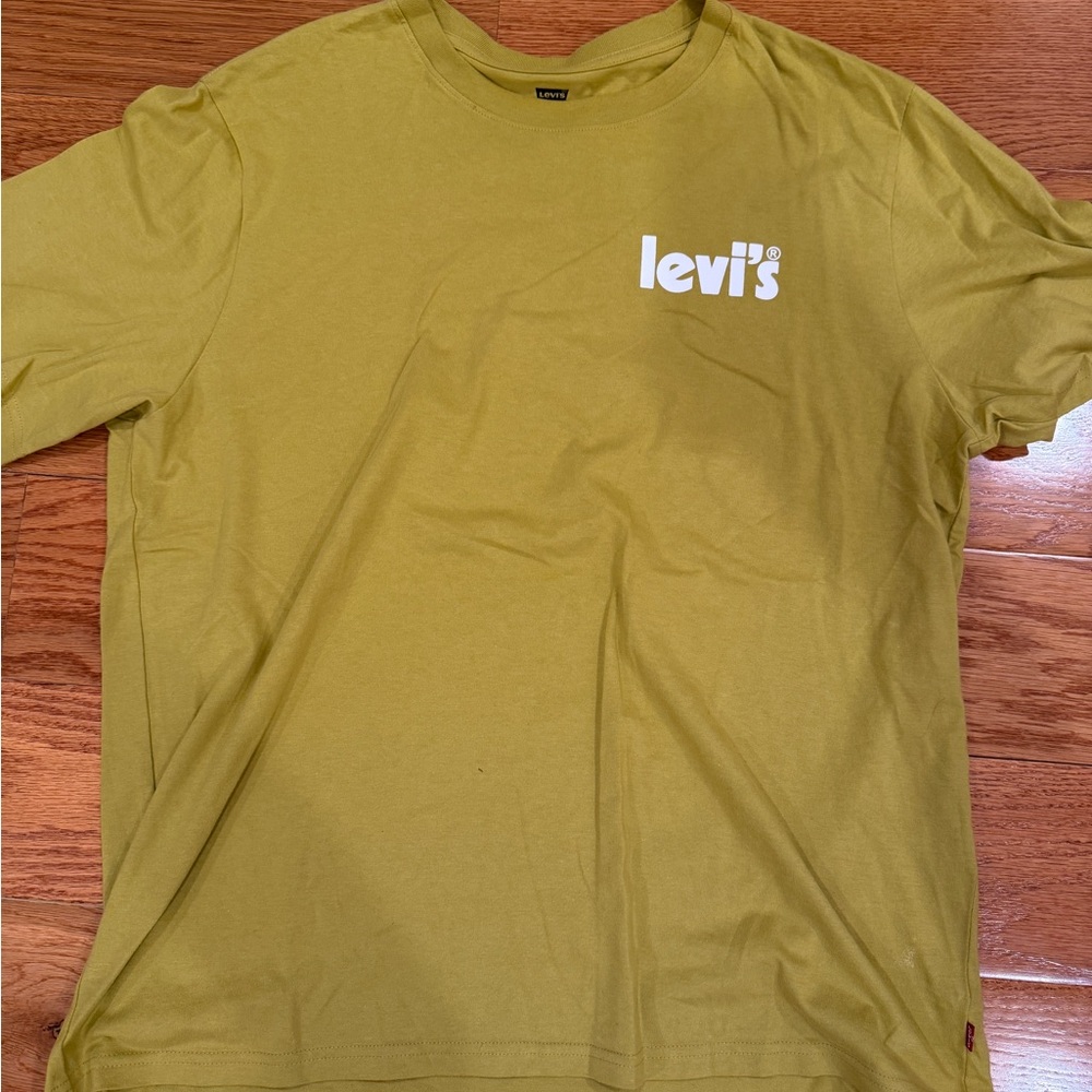 Levi's Men's Yellow T-Shirt